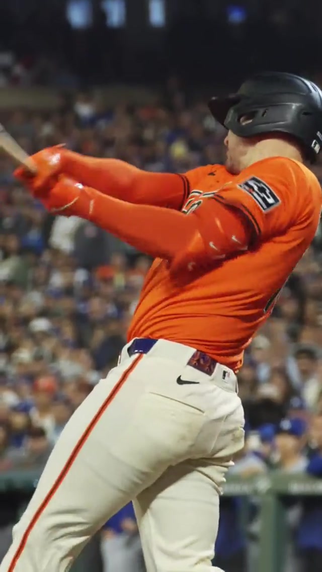 Friendly reminder to treat yourself this Orange & Black Friday with some $8 #SFGiants tickets 🎟️  #SanFrancisco #BlackFriday 