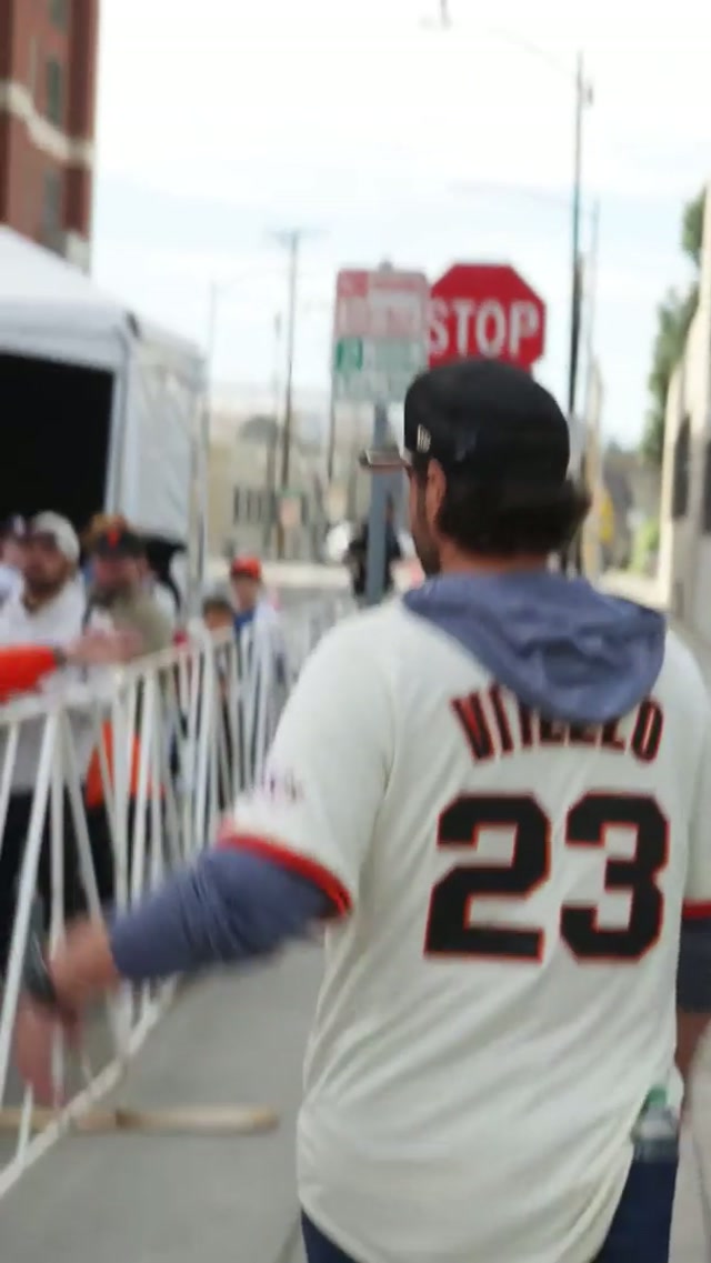 Tony V Mic'd Up at FanFest 🎤