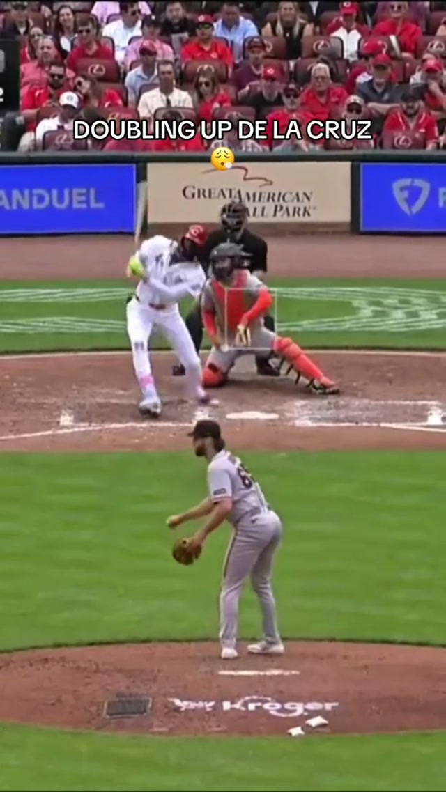 The dude is fast. The double play was faster. 😁 #MLB #Baseball #Infield #Defense 
