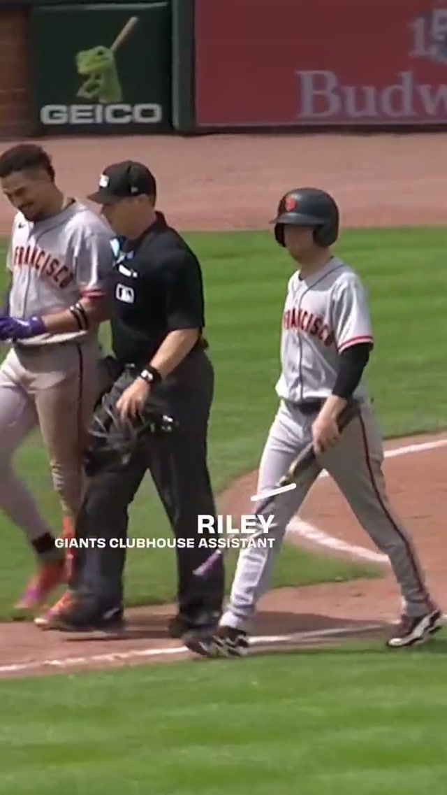 Get to know #SFGiants Clubhouse Assistant, Riley 👋 #MLB 
