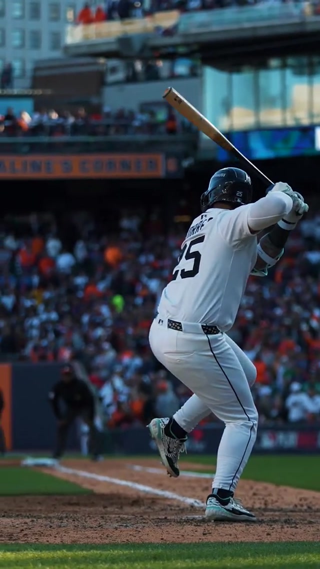 GLEYBER. TORRES. 

#mlb #mlbpostseason #gleybertorres 