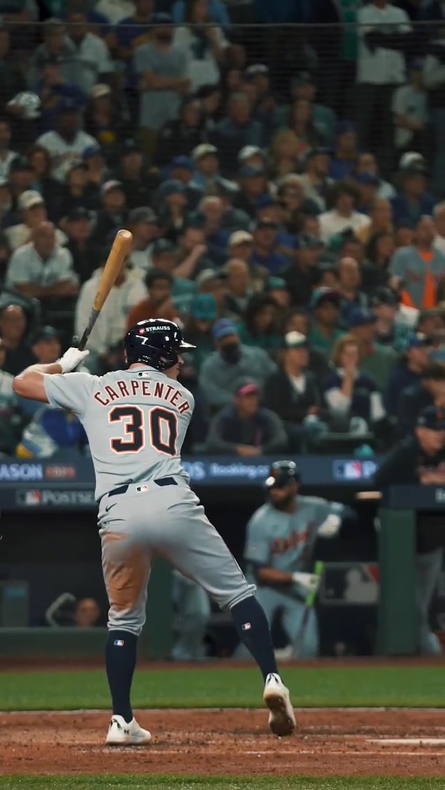 KEERY CARPENTER FOR THE LEADDDD!!

#mlbpostseason #mlb #kerrycarpenter 