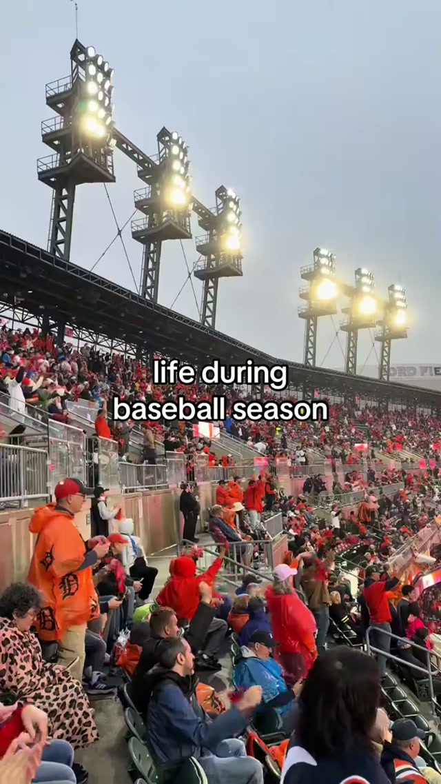 107 days until opening day 🥲

#Baseball #Offseason #MLB #Tigers #snow 