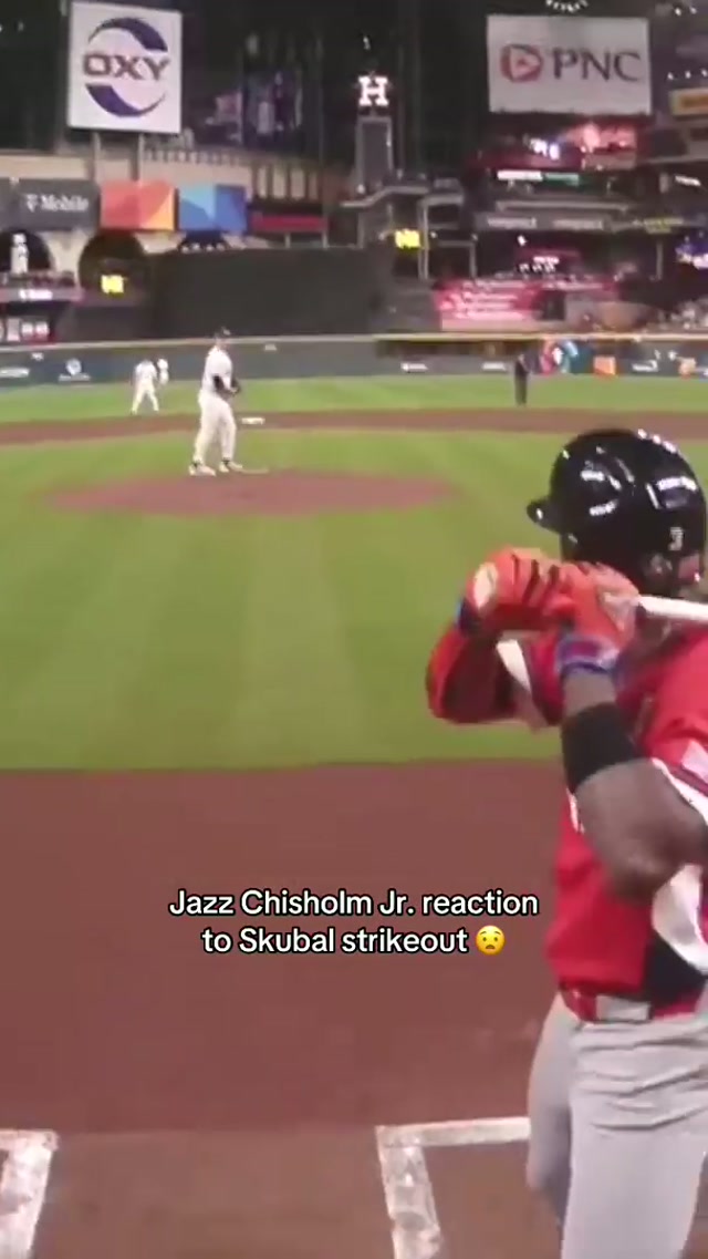 i’d react the same way tbh 

#tarikskubal #worldbaseballclassic #jazzchisholmjr #mlb #tigers 