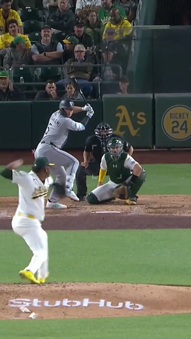 A MUNE MOONSHOT 🚀 #munetakamurakami #homerun #highlights