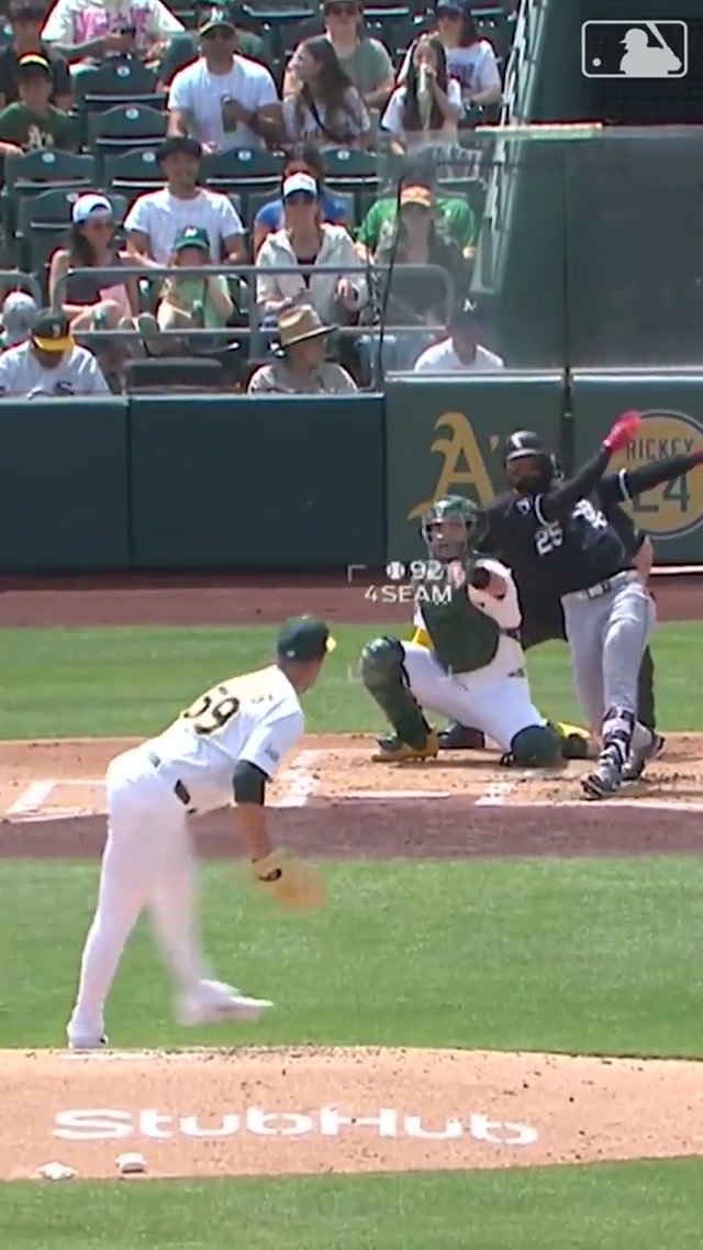 Yesterday's four home runs to go with your morning coffee ☕️ #highlights #MLB #homeruns
