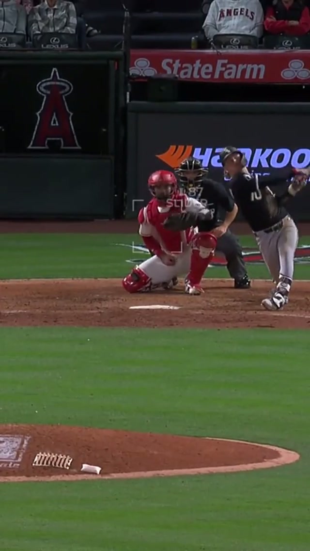 that ball is gone! #homerun #highlights #mlb