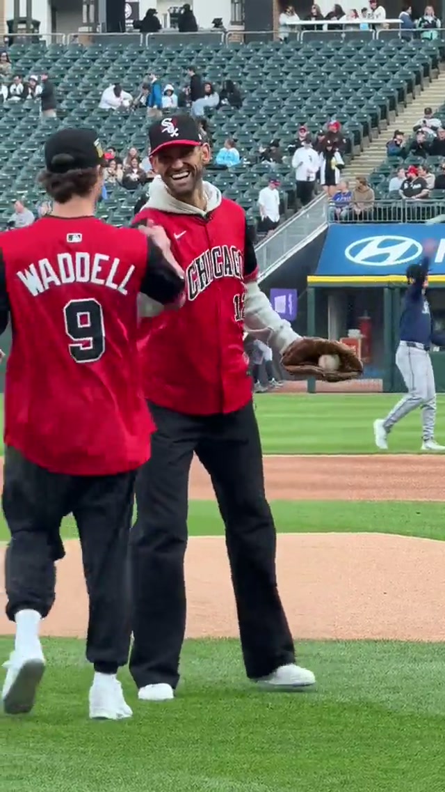Summer IS fun! Welcome to Rate Field, @Carl Radke & @Ben Waddell ! @Bravo #firstpitch #bravo #summerhouse 