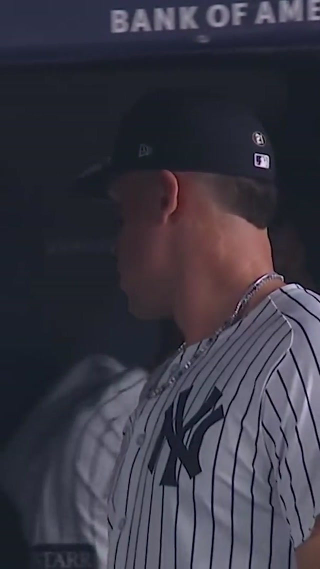 Cap is just a goofy guy 😂 #yankees #mlb #baseball #trentgrisham #aaronjudge 