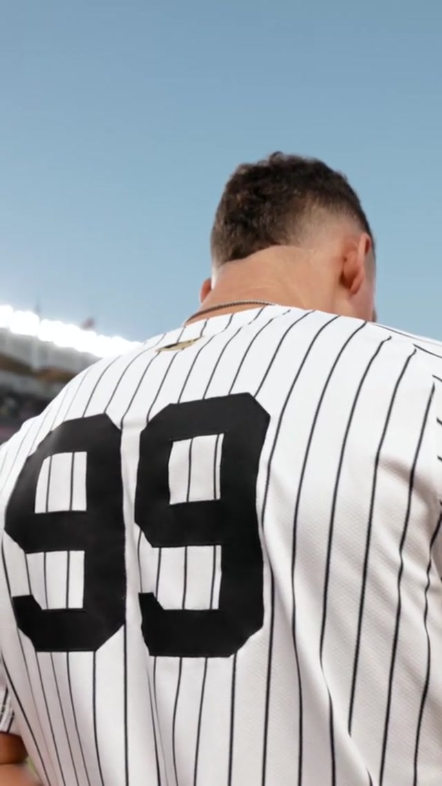 Congratulations to Aaron Judge on his fifth Silver Slugger Award! 💪 #yankees #mlb #baseball  