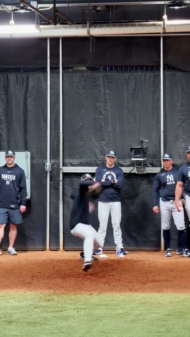 Soundtrack of Spring 🎶 #baseball #maxfried #pitcher #springtraining 