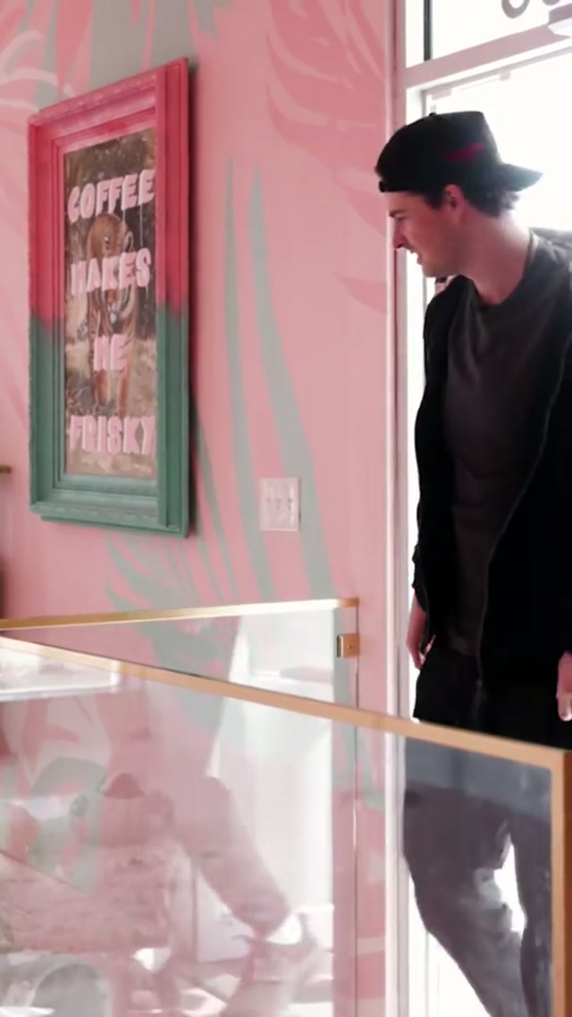 Cam cat content 🐈

Watch as Cam Schlittler visits @Cats & Caffeine in Tampa 🌴 #yankees#yankeeslittler #catcafe #cats #micdup 