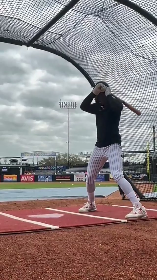 BP blast with @Jazz Chisholm Jr👑 #yankees #mlb #baseball #springtraining 