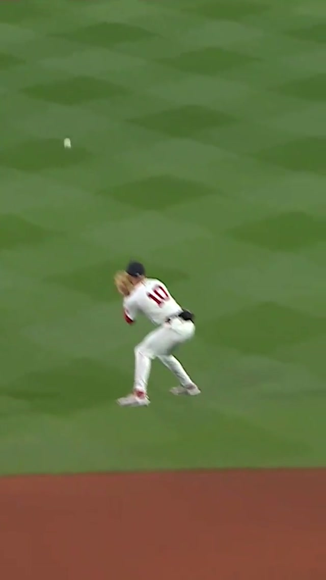 Smooth Operator 😎 #yankees #mlb #aaronjudge #slide  