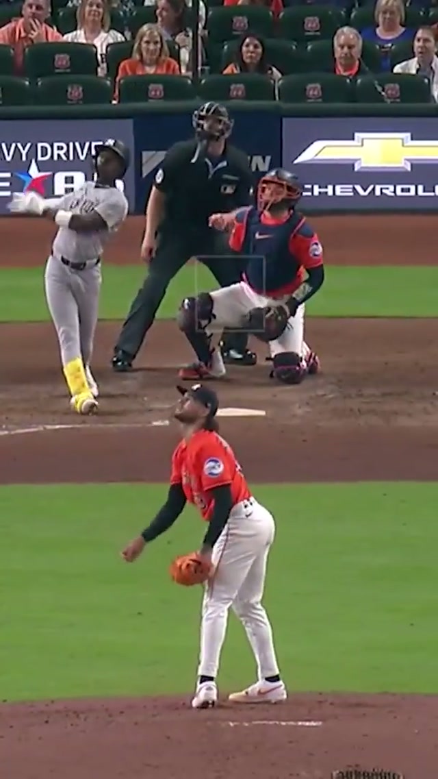 Ya like Jazz? 🎷 #yankees #mlb #jazzchisholmjr #homerun 
