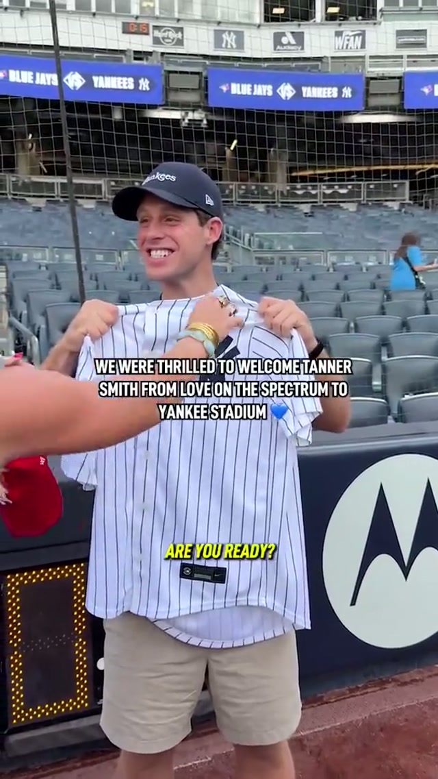 Judge was lucky enough to leave with an autographed cap from Tanner 💙

"The Love on the Spectrum" star checked out the Yankee Stadium Sensory Room (located at Section 320C) and tried our famous mini dessert “chicken” bucket as well 🏟️🍦

#yankees #baseball @tannerwiththe_tism #battingpractice #aaronjudge 