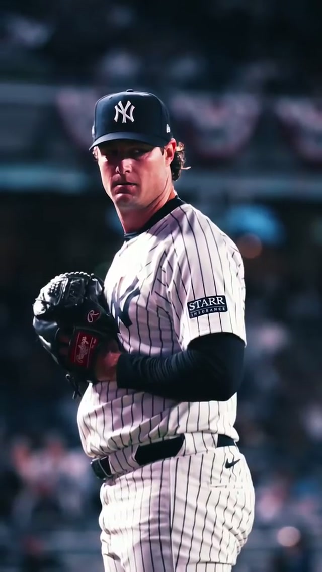 The Bronx burns different with Cole 🔥

#RepBX #gerritcole #pitcher #yankees 
