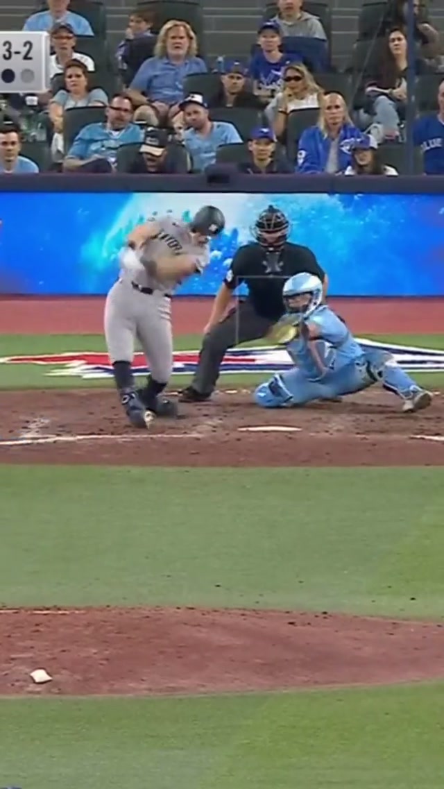 Ben Rice enjoys hitting home runs. We enjoy watching him hit those home runs. 🍚💪 #yankees #benrice #mlb #homerun 