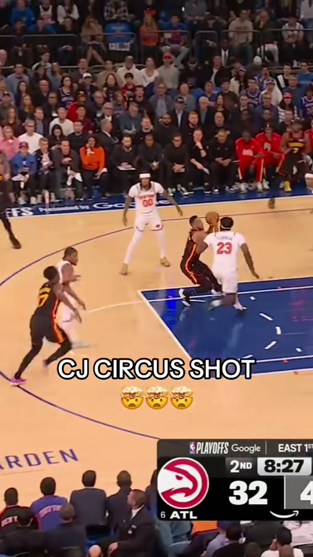 HOW DID CJ MAKE THIS ⁉️ #cjmccollum #nba #playoffs #knicks #hawks 