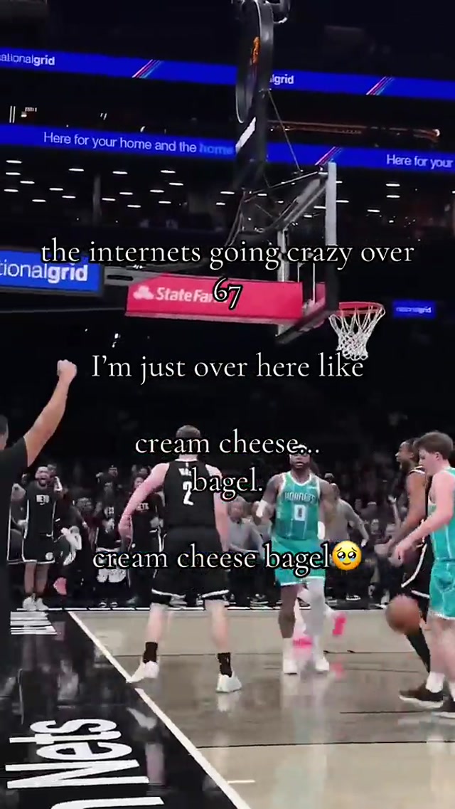 cream cheese bagel 🥯 #juggtok #nichetok #funny 