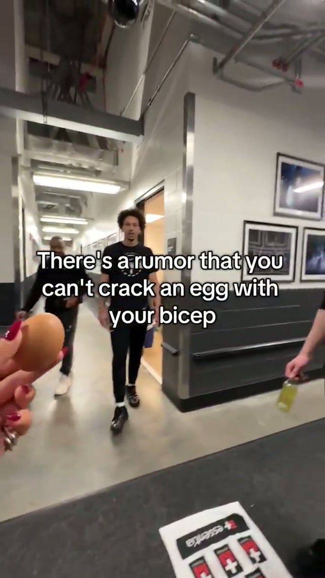 It might actually be impossible #brooklynnets #athletes #eggchallenge #strengthchallenge #funny 