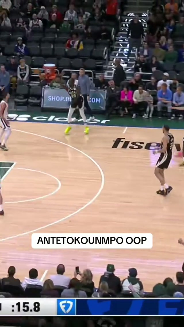 ALEX TO THANASIS OOP ‼️ #bucks #brothers #antetokounmpo #nba #oop 