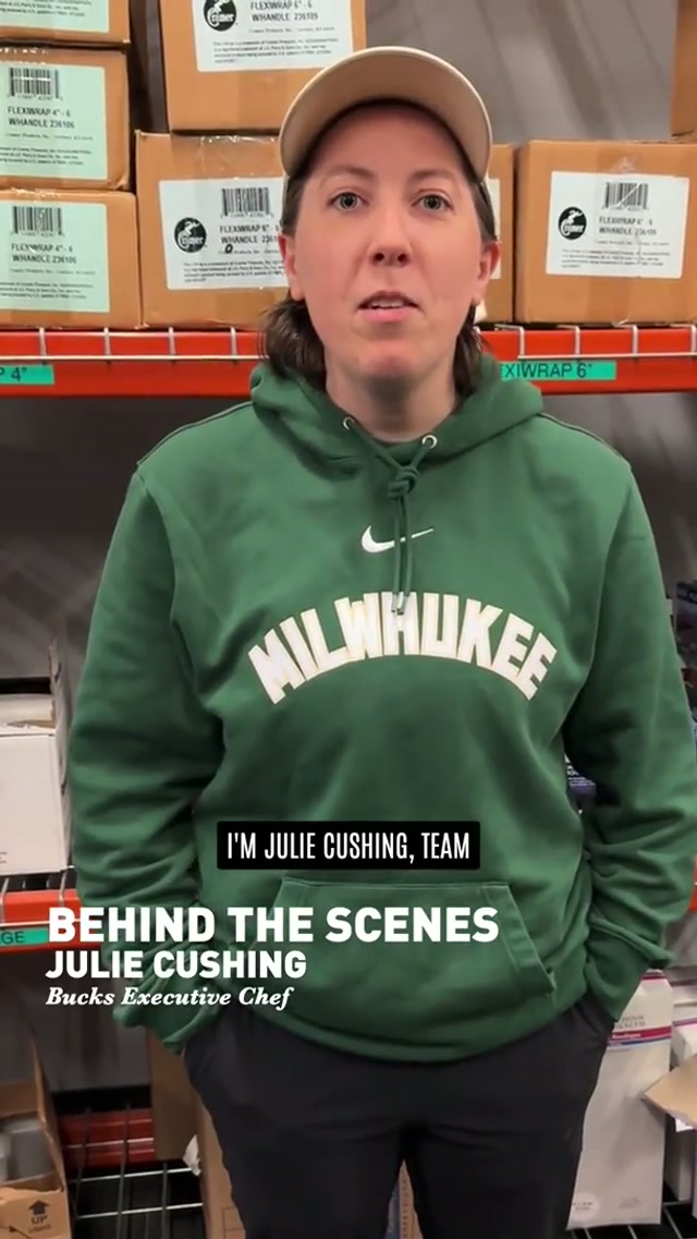 behind the scenes with team chef Julie #nba #bucks #food #bts #chef