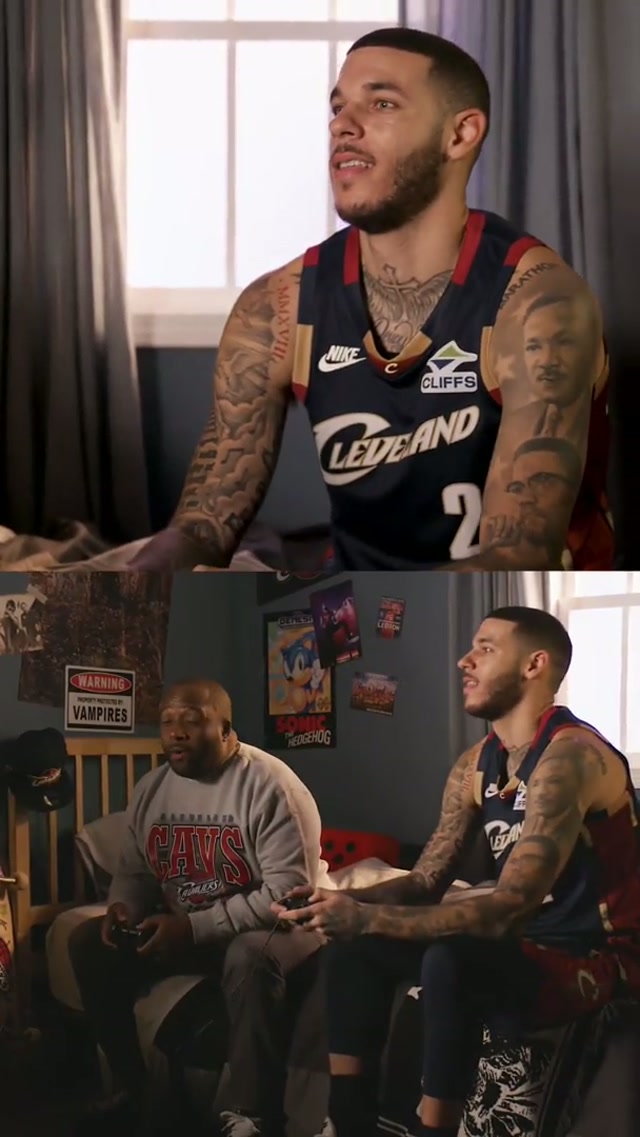 🏀 A little NBA Street action with Ahmaad & Zo. #lonzoball #nbastreet #cavs #cavslakers #cleveland 