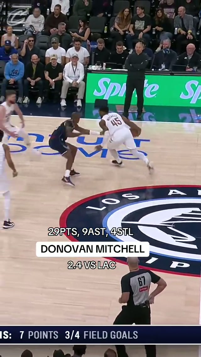 ANOTHER Mitchell Masterclass. #cavs #cleveland #donovanmitchell 