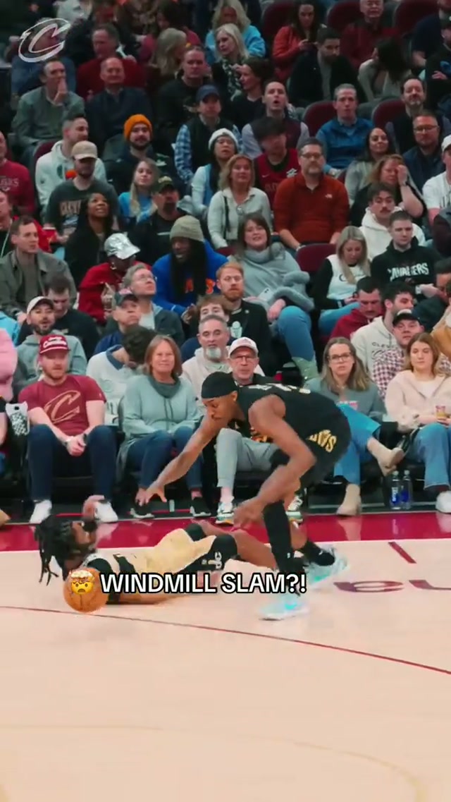 INSANITY. #cavs #naeqwantomlin #nba #dunk #windmilldunk 