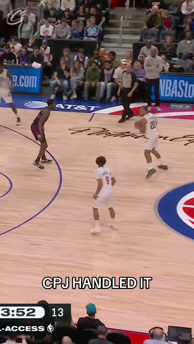 THE HANDLES!? Admin’s jaws are on the floor. #LetEmKnow #NBA #CraigPorterJr