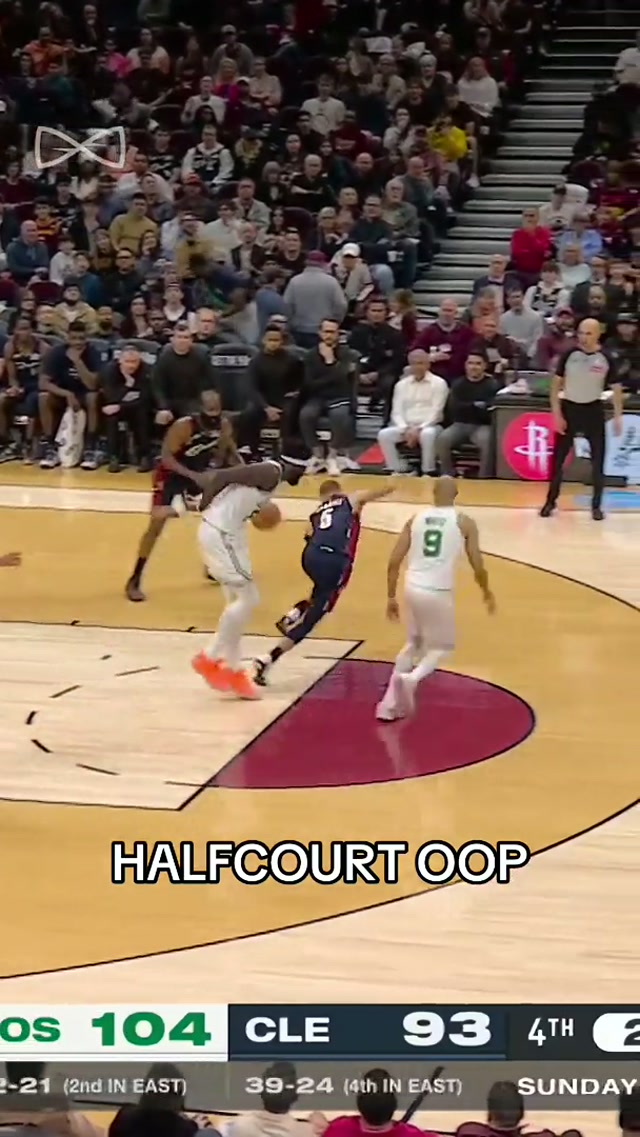 😯 This halfcourt oop! #LetEmKnow #Cavs #JamesHarden #EvanMobley #NBA 