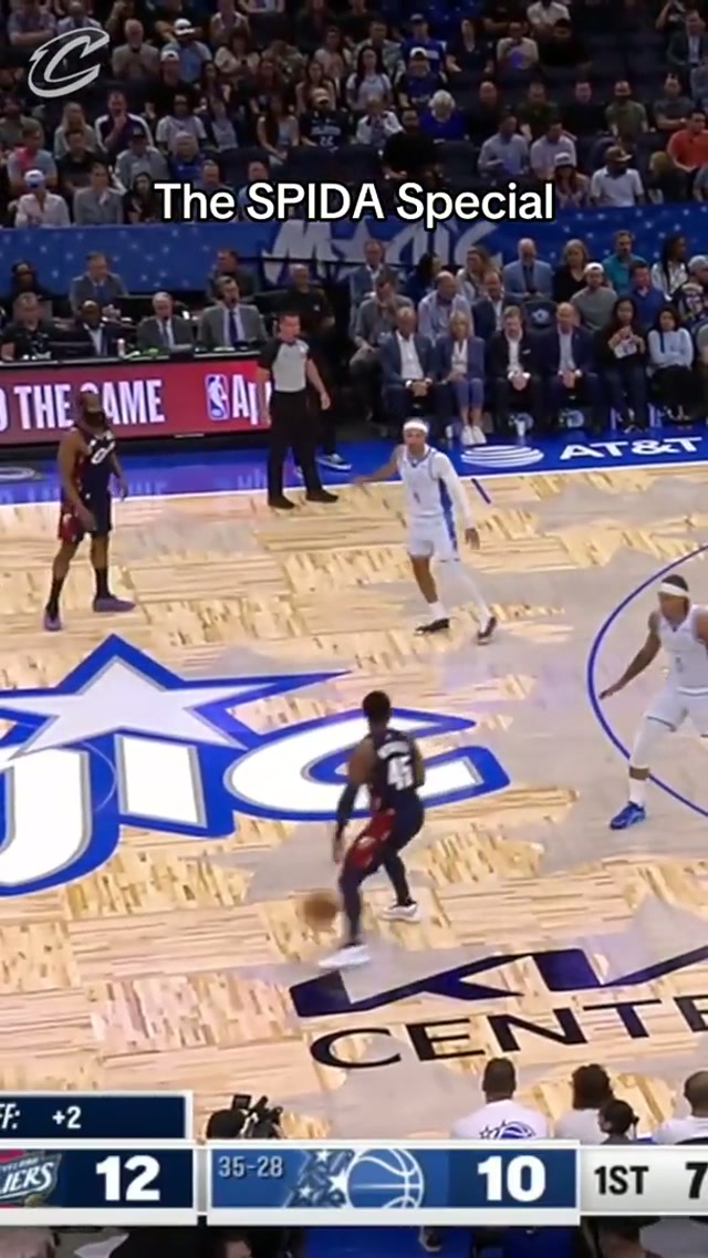 😮‍💨 this move never gets old. #nba #basketball #clevelandcavaliers #donovanmitchell #cavs 