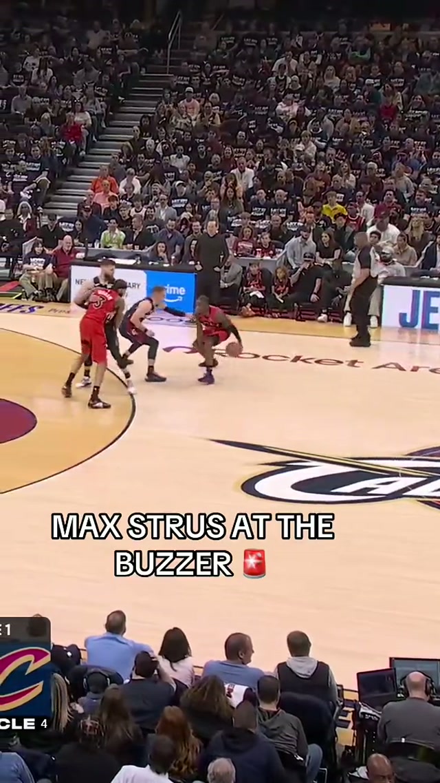 Spida and Mad Max connection #nbaplayoffs #cavs #maxstrus #cavsraptors 