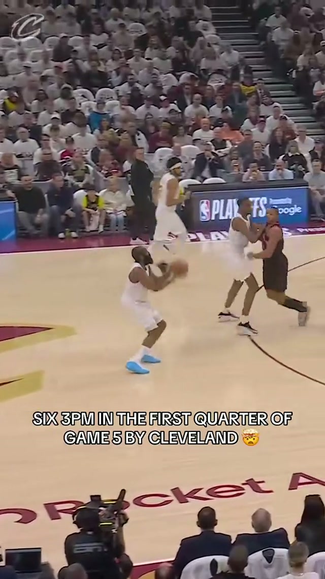 😮‍💨😮‍💨 Whooooole lotta buckets from beyond the arc in the first 12. #nba #nbaplayoffs #cavs #basketball #cleveland 