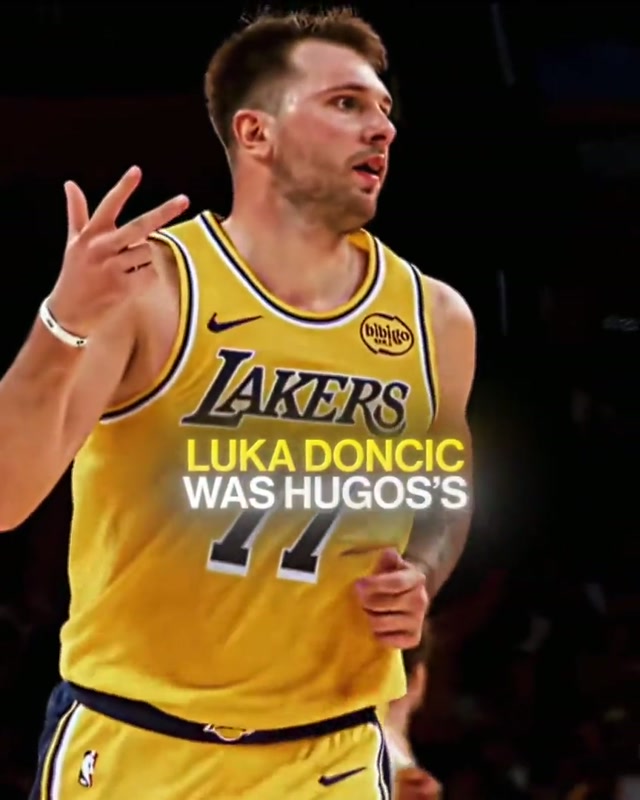 Hugo really living out childhood dreams 🥹😤 #bostonceltics #hugogonzalez #lukadoncic #celtics #nba 