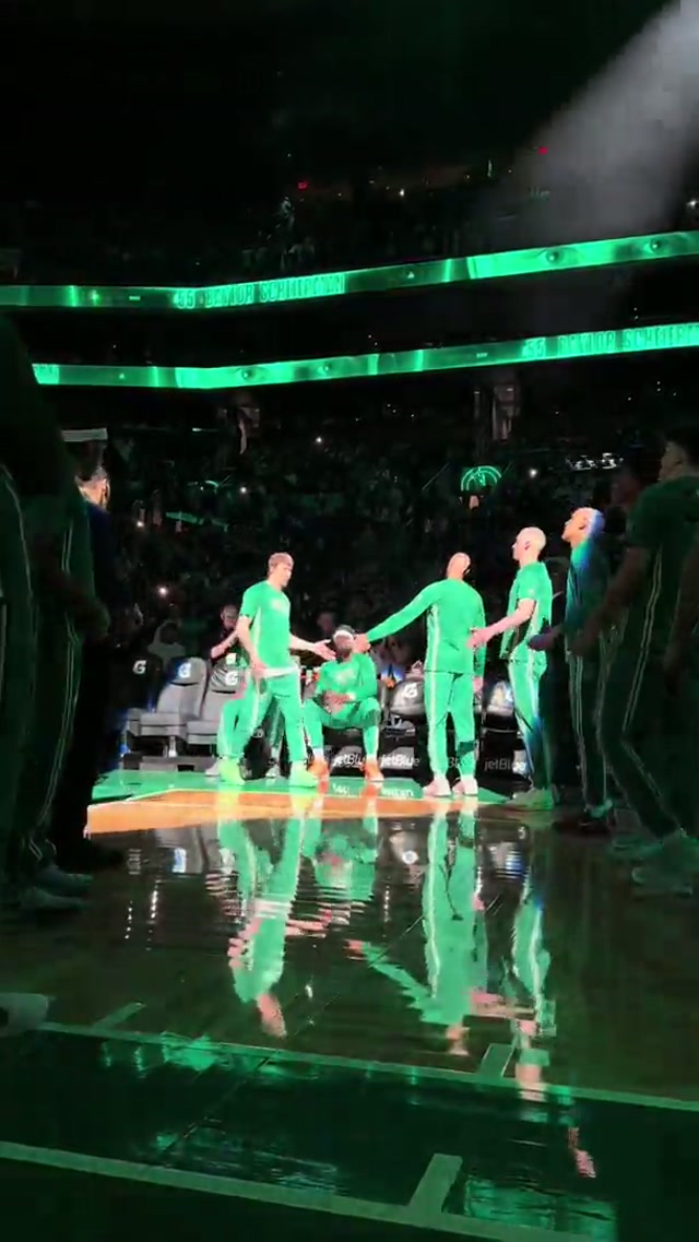 D-White was not expecting the shoutout 🤣 #bostonceltics #derrickwhite #celtics #nba 