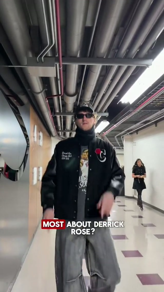 What do you admire most about Derrick Rose?! 🥹🌹 #derrickrose #banner #chicagobulls #legend #nba 