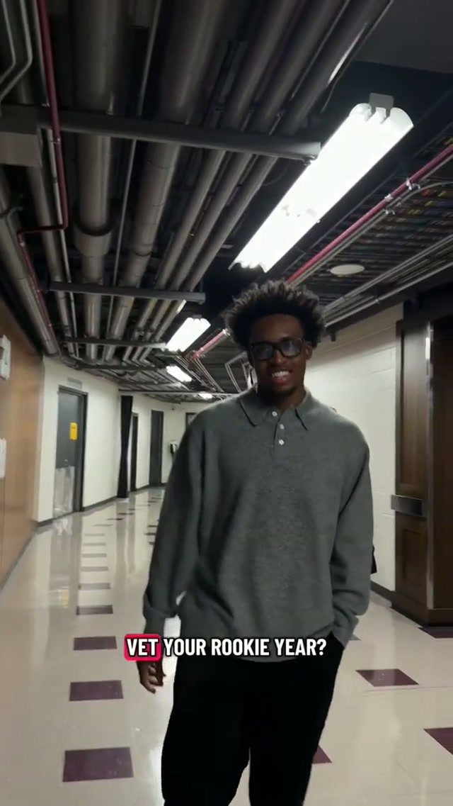 vets 🤝 rookies #nba #rookies #vets #chicagobulls #questionoftheday 