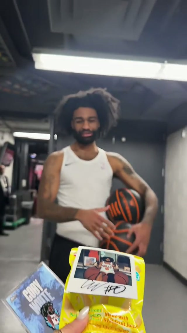 Welcome back Coby 🤗❤️ @Coby White #cobywhite #chicagobulls #welcomeback #NBA #surprise 