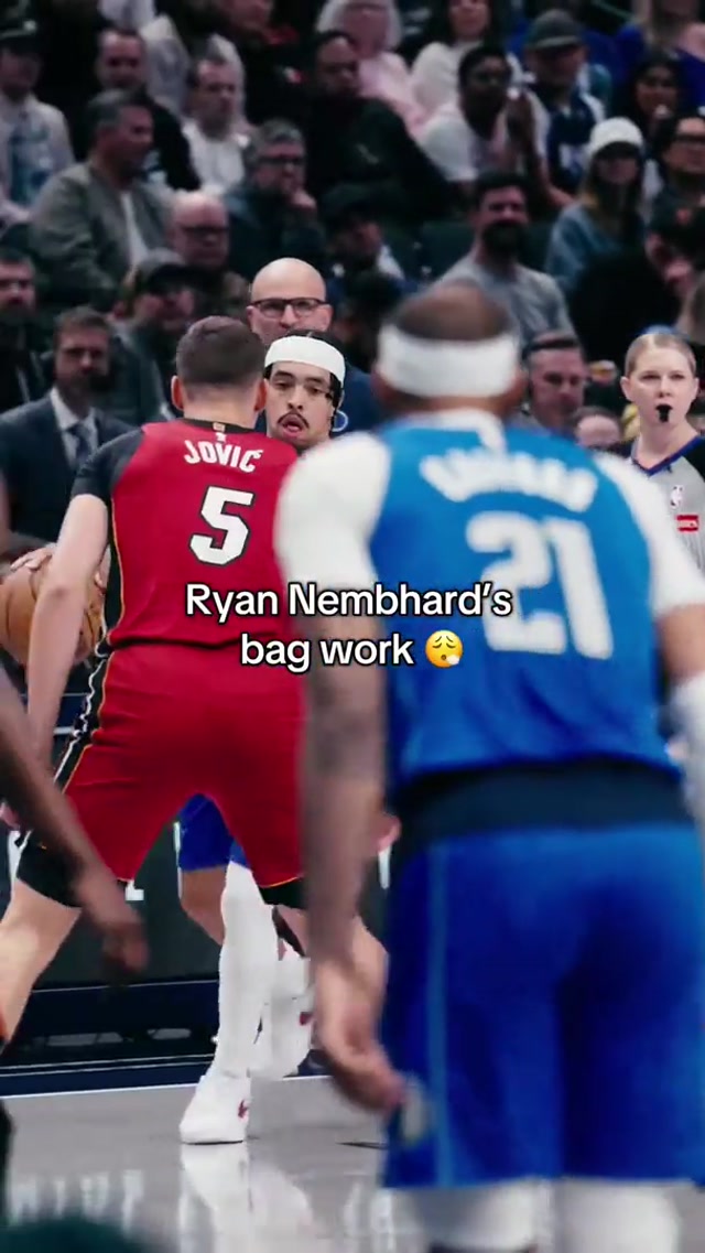 Basketball is so romantic 😍 #ryannembhard #dallasmavericks #crossover 
