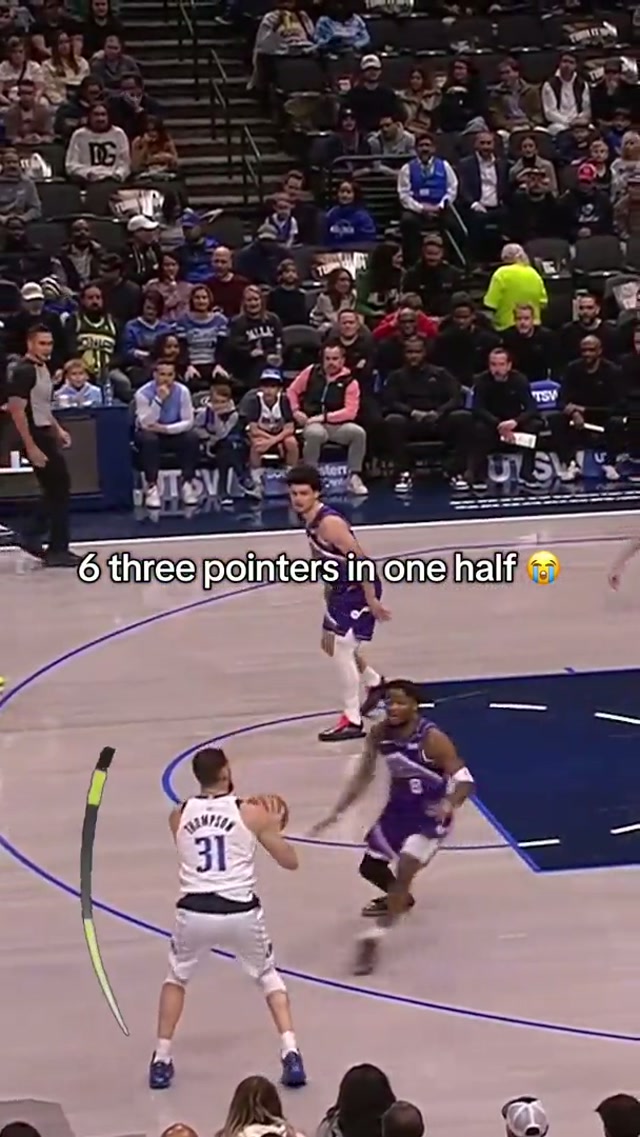Back-to-back games with 6 threes 😭 #klaythompson #dallasmavericks #nba #threepointer 
