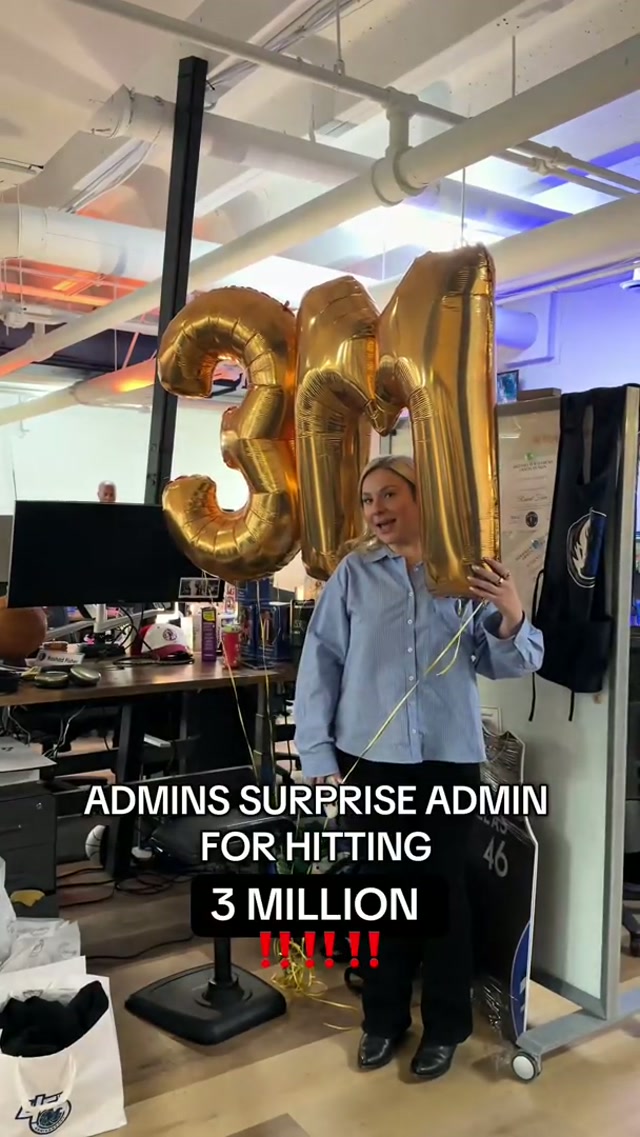 A little love for the people behind the camera 🤳#dallasmavericks #nba #admin 