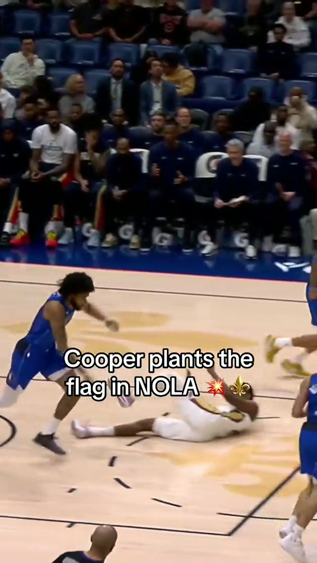 Making his presence felt 💥 #cooperflagg #nba #dallasmavericks 