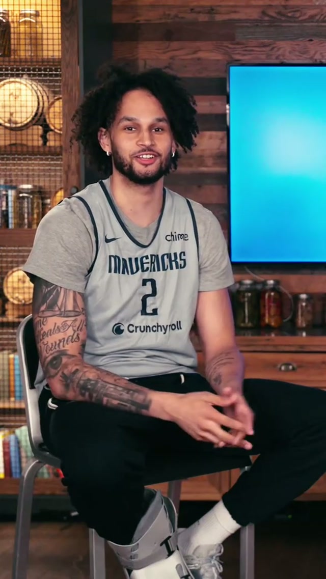 "I'm getting my money" 😂 💰 Naji vs. D-Live in Heads Up presented by @Chime Financial 

Link in bio for the full video on YouTube. #dallasmavericks #nba #nbaplayers 