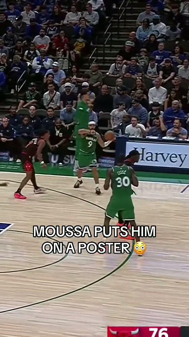 OH LAWD 🤯🤯 #posterdunk #dallasmavericks #nba #basketball 