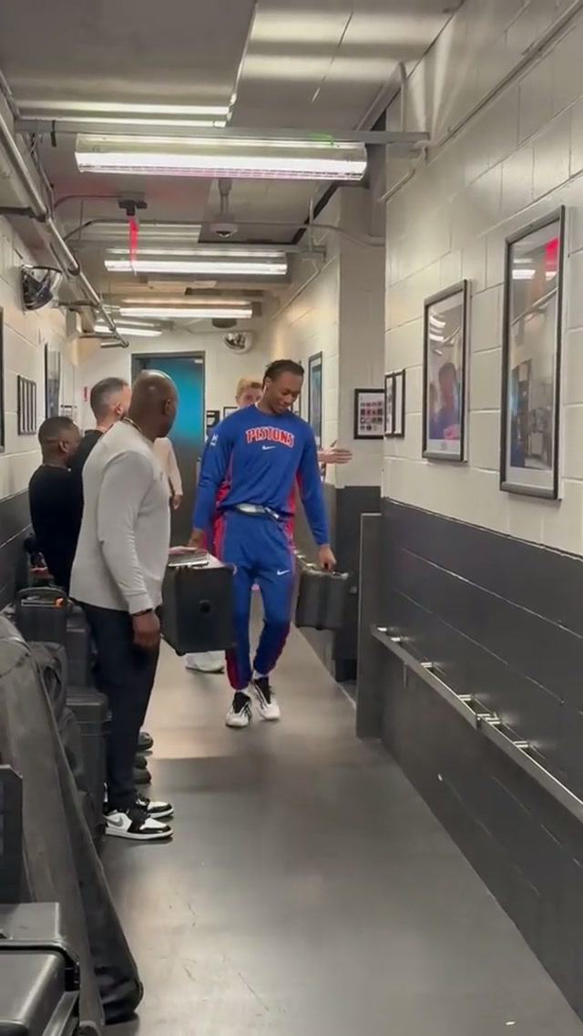 VIBES ARE HIGH #nba #DetroitPistons #nbahighlights 