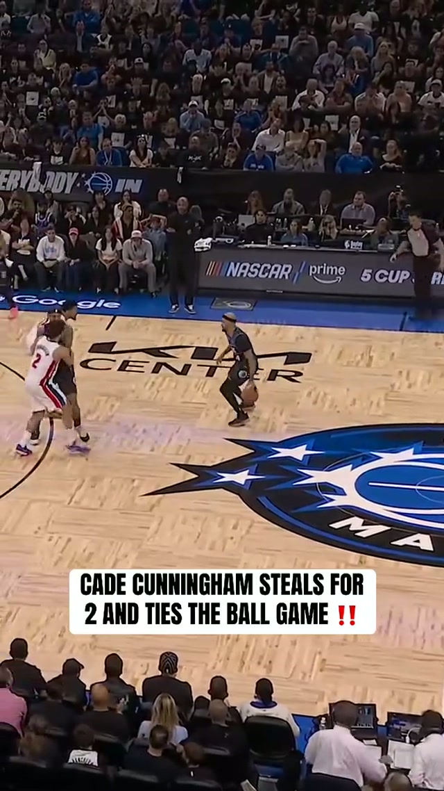 Cade is WORKING 😤 #nba #detroitpistons #nbahighlights 