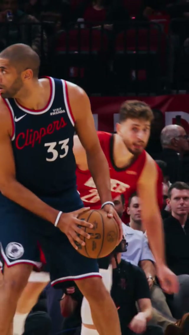 that ball vanished like Christmas morning in Whoville 🎁