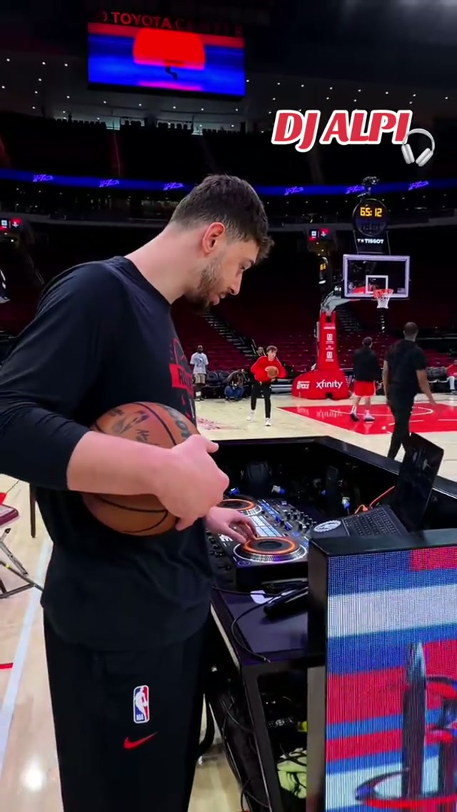 what would Alpi’s DJ name be?! 🎶 #AlperenSengun #Rockets #NBA 